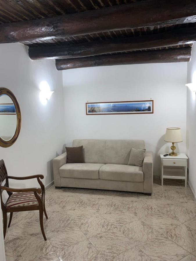 B&B House S. Ferdinando Наполи Екстериор снимка