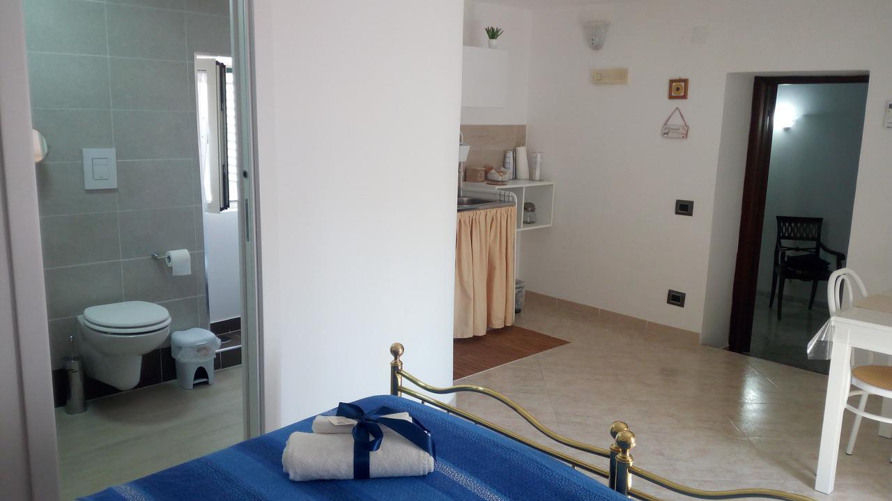 B&B House S. Ferdinando Наполи Екстериор снимка